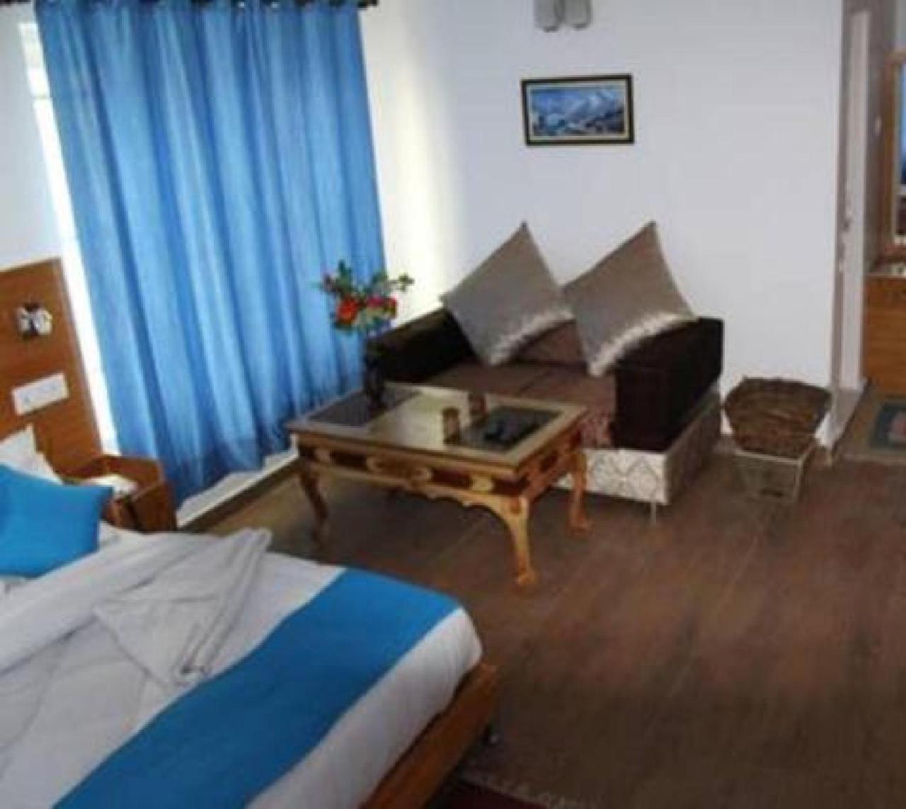 Hotel Suru View Каргіл Екстер'єр фото